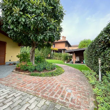 Apartamento Entire With Private Garden Near Milan And - Free Parking - Family Friendly *