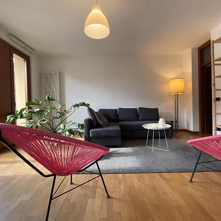 Entire With Private Garden Near Milan And - Free Parking - Family Friendly Apartamento Seregno